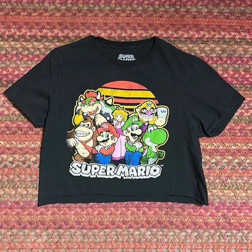 Nintendo SUPER MARIO GRAPHIC TEE CROP TOP TEE