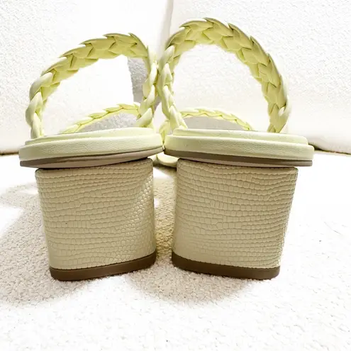 NEW Dolce Vita Ronin Sandals Pastel Yellow Braided Straps
Square Toe sz 12