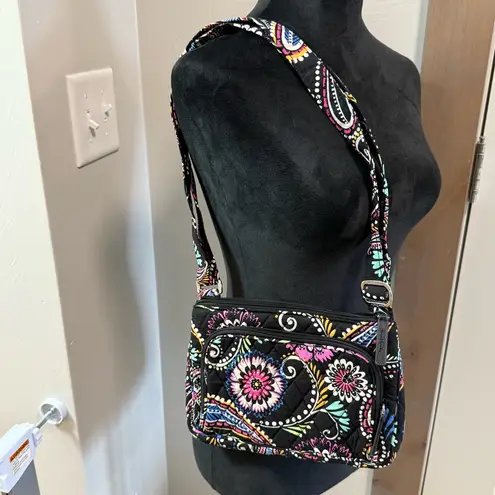 Vera Bradley  Bandana‎ Swirl Crossbody Quilted Fabric Purse Bag Black Colorful