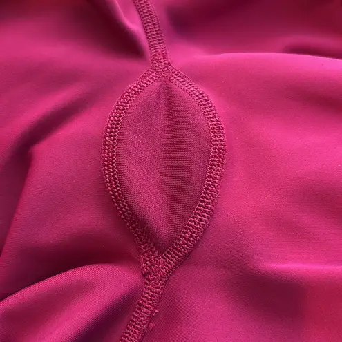 Lululemon  Rain Repellent HR Running Tights Women’s Size 10 in Wild Berry NEW!