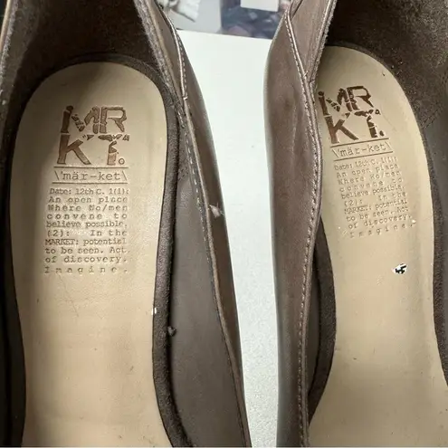 MRKT  Brown Leather Peep Toe Classic Pumps Heels Womens 9.5 Chunky Stacked Wood