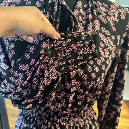 BB Dakota x Steve Madden “Everything’s Blossom” Dress – Feminine & Flowy Black