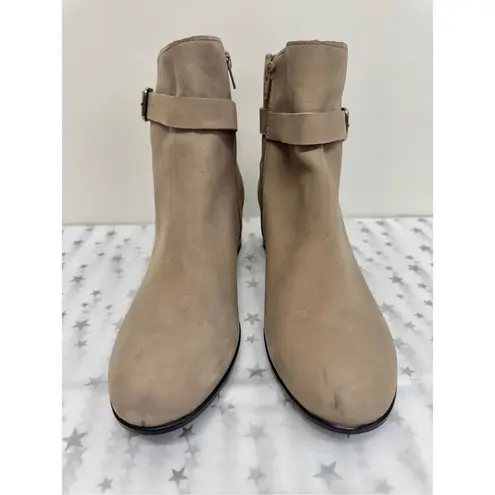 Ecco Classic Boots Size 10US Taupe Leather Suede Block Heel Booties