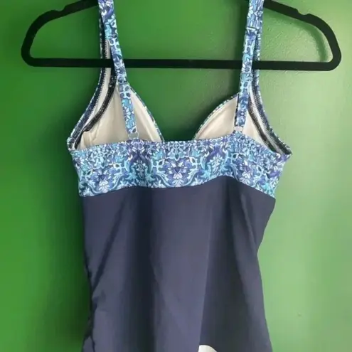 Lands' End  Tankini 6L 6 Long‎ Blue Swim Suit EUC Top only