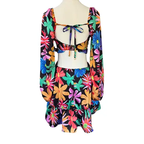 PatBo Aster Long Sleeve Cut