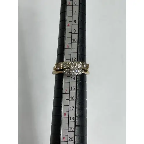 14k Yellow Gold Natural Diamond’s Wedding Set Vintage Rings. Women’s Size 6