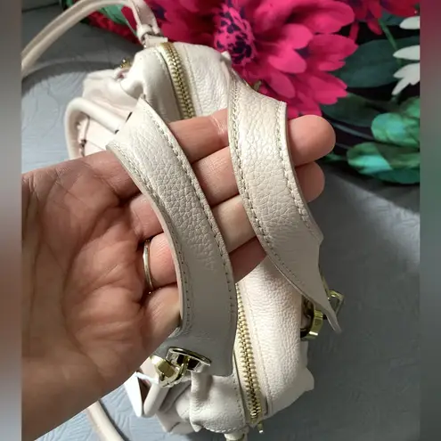 Chloé BEAUTIFUL CHLOE PARATY bag. So DRESSY🔥🔥🔥