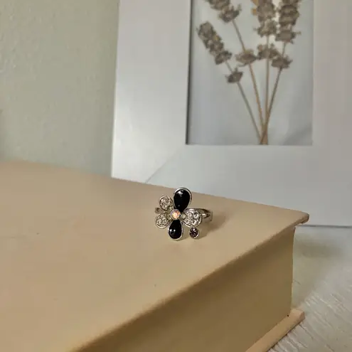 Boutique Black Silver Rhinestone Flower Ring “Trudie” Glam Classic Dark Femme Beautiful Jewelry