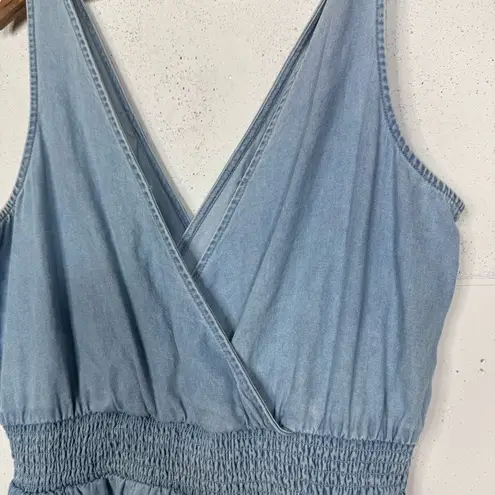 American Eagle  Denim Blue Chambray Ruffle Romper Jumper Size Large