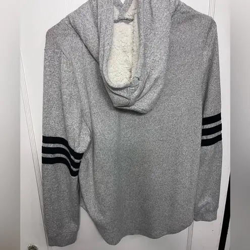 Grey light hoodie with fuzzy hood. Size medium Gray