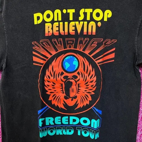 Journey Don't Stop Believin' Tshirt size large