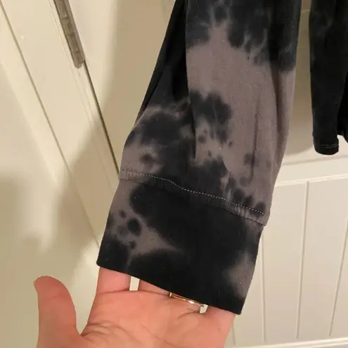 Her Universe EUC | Marvel women’s black dyed oversized long sleeve shirt — large