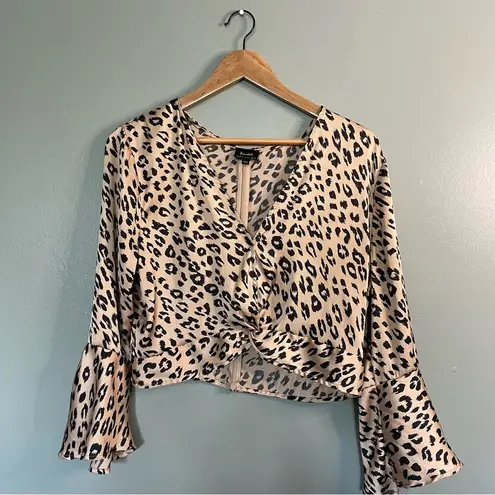 Bardot  Twist Front Leopard Crop Top w/ Flitter Sleeves size 10/L