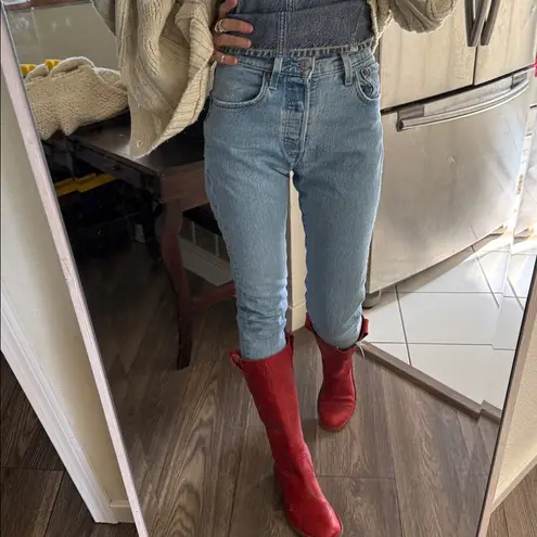 Light Blue Levi’s 502 Jeans cropped size 25