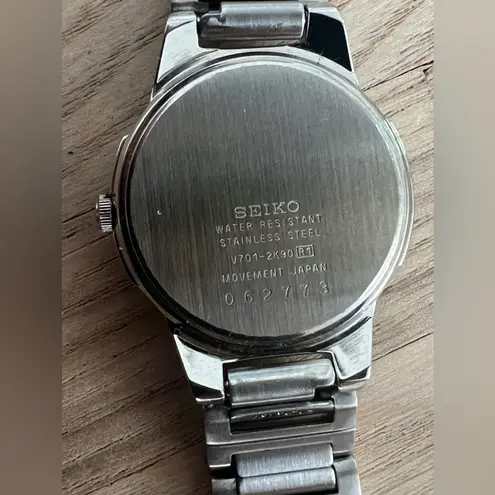 Seiko Ladies Watch Stainless Bracelet Case White Dial New in Box