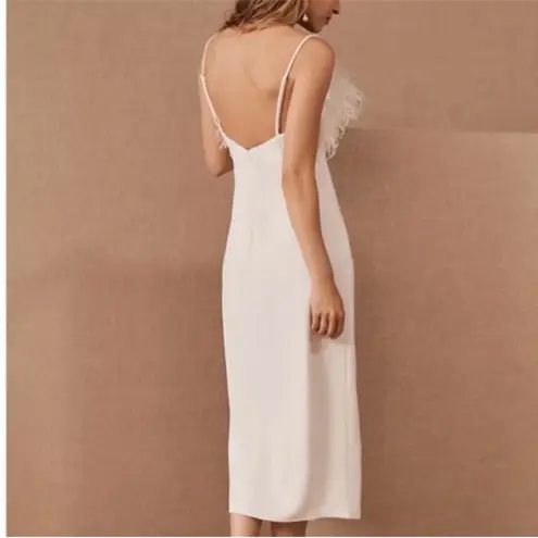 Elliatt | Harley Dress In Ivory With Feathers Size XS