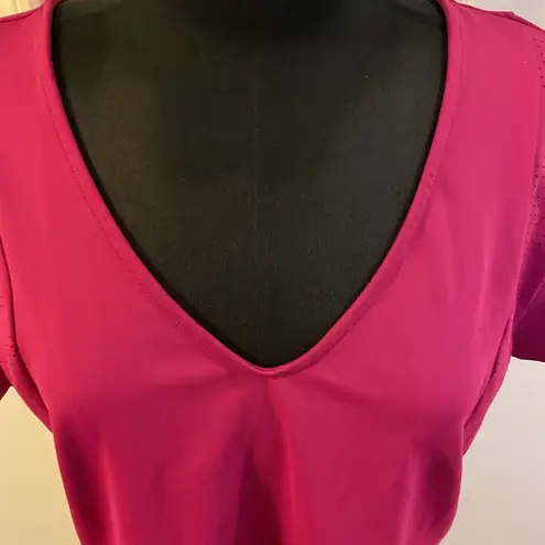 Sincerely Jules 2. Fuchsia Active V-Neck Shirt Short Sleeve Women’s Top Size L
