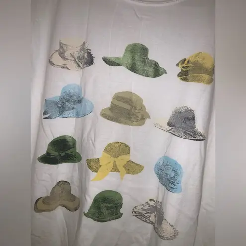 Graphic White derby hat tee shirt girl dangerous Anthropologie spring boho