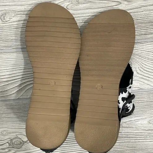 Very G Angelika Hooded Cow Print Sandal