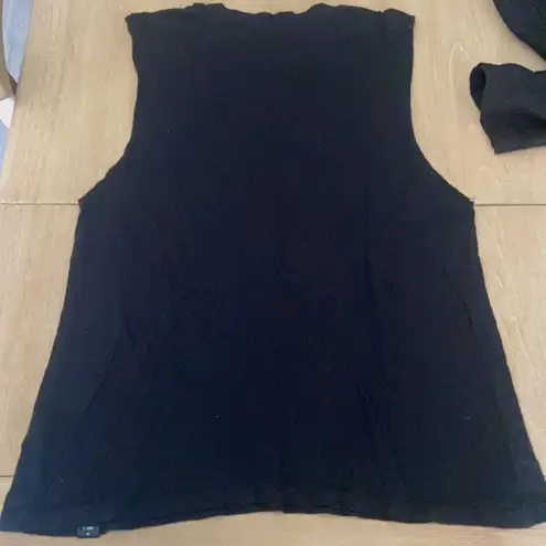 Good hYOUman Black muscle tee