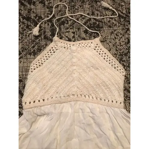 O'Neill  crochet halter top flowy- size XS cream