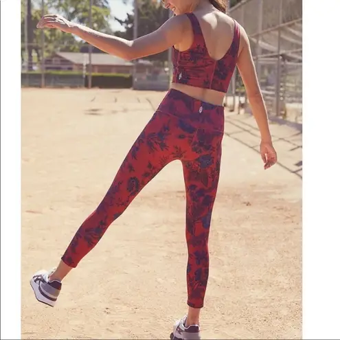 Free People  MOVEMENT LOSE CONTROL FLORAL PRINTED LEGGING SET