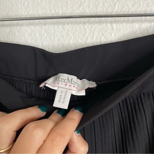 Max Mara Pleated Black Wide Leg High Waisted Pants Size Small