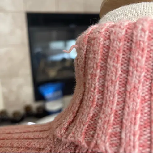 Sundance Turtleneck Ribbed Knit Pullover Sweater Marled Coral Small READ !