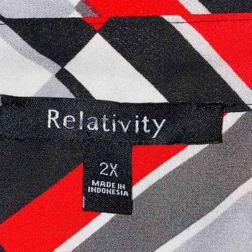 Relativity  Abstract Print Button Down Top 2X