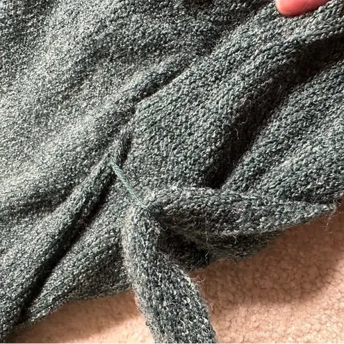 Harper Heritage Harper | Francesca’s: Green Knit Wrap Dress