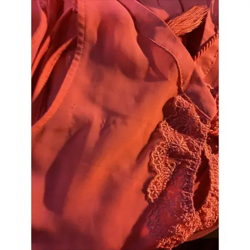 Motherhood Maternity Coral Chiffon Ruffle Lace Tassel Lined Medium Sleeveless