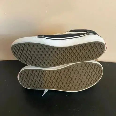 Vans Black Old School  Youth‎ Size 6 W7