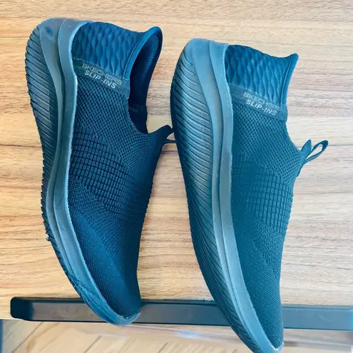 Skechers soft sock like stretch slip ins loafers shoes Black Size 7