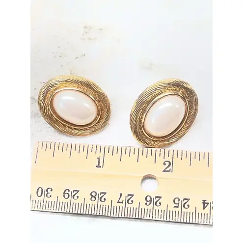Signed Napier Off White Faux Pearl Oval Gold Tone Metal Clip on Earrings Vintage