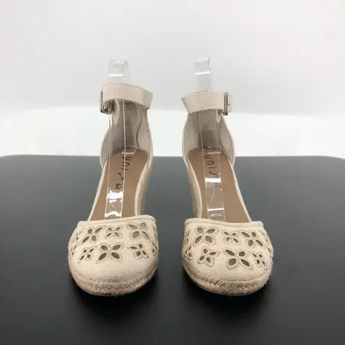 Unisa Unareia Cream Embroidered Eyelet Ankle Strap Espadrille Wedge Sandals 8