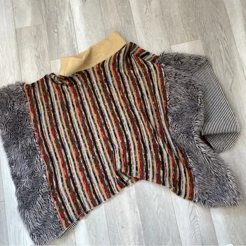 Marcia Bloom y2k Vintage Striped Knit Fur Trim Poncho (os) 90s funky eclectic Red Size undefined