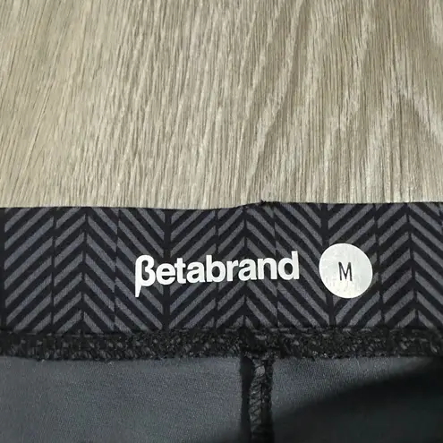 Betabrand Black & Gray Chevron Stripe Print Mid Rise Wide Leg Pull On Pants Sz M