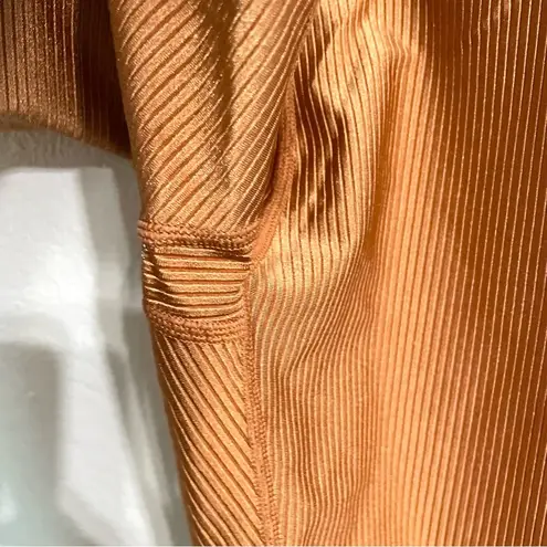 Aerie  Offline Womens Shorts Copper Ribbed High Waisted Crossover Size Medium - Image 6