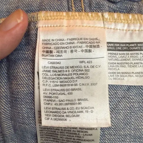 Levi's  Women's Denim Trucker Jacket Size S Basic Button Front Grunge Punk Skater - Image 7