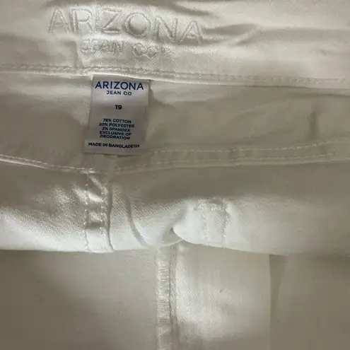 Arizona Jeans Arizona Jean Company White Jean Shorts Frayed Hem