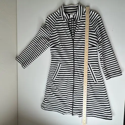 CAbi Byline Jacket Size XS Black White Striped Knit Zip Up Stretch Soft Neutral