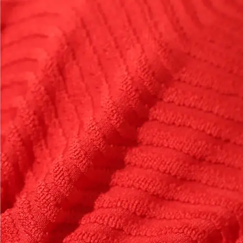 Berlook Red Textured Backless One