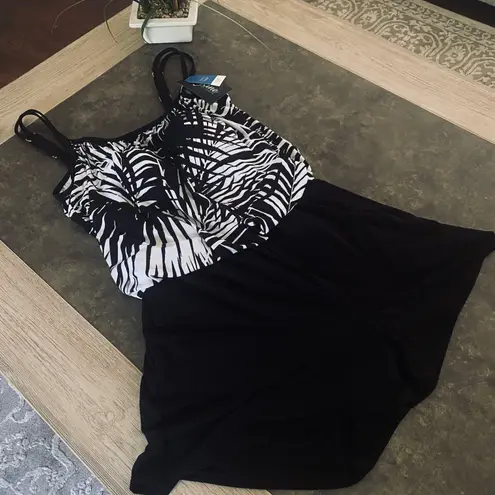 Maxine of Hollywood 2023 MAXINE SHADOW PALMS ROMPER ONE PIECE - MW3CT45