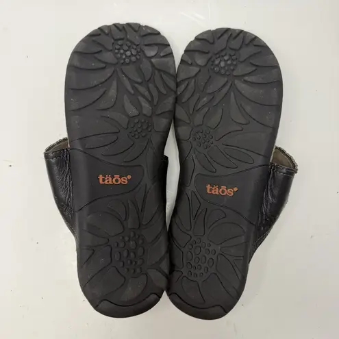 TAOS Sandals Women's 10 Pewter Genie BOHO Studded Beaded Metallic Comfort Luxury