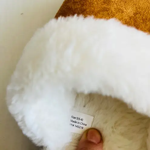 Børn Comfort Slippers Faux Shearling Shoes Slip On Flat Size Small 5 6 White