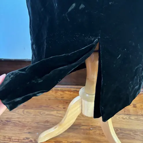 I.B. Diffusion Vintage 1990 Black Velvet Midi Sheath Skirt