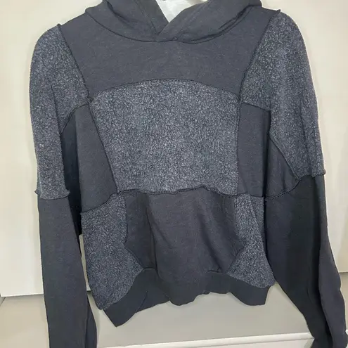 Aerie  Sherpa Patchwork Oversized Hoodie size small - Image 4