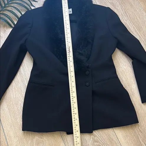 Vintage Karen Nicole New York 100% Wool Black Blazer with Faux Fur Collar Size 6