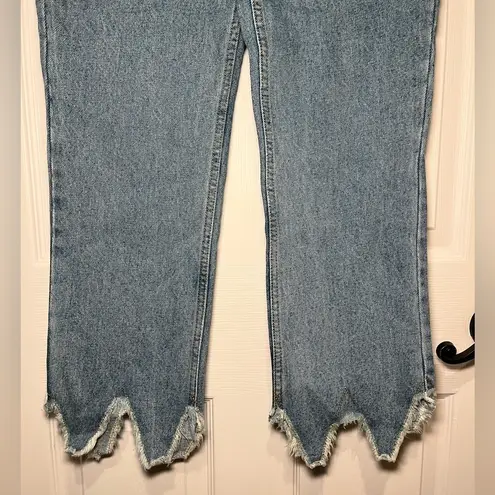 Evidnt NWT Los Angeles Size 27 High Rise Essen Relaxed Denim Jeans