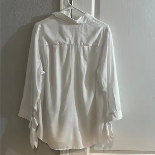 Investments White and Pink 3/4 Sleeve Notched Collar Shirt